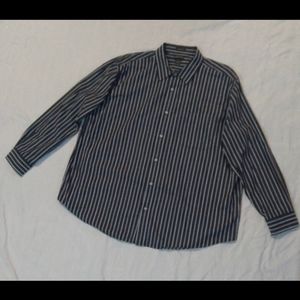 Men's Long sleeved, button-up, collared Shirt.  It is a St. John's Bay Sz 2XB